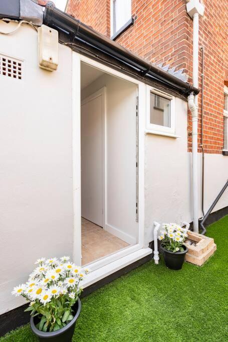 Travellers' Choice In Harwich-Essex Villa ภายนอก รูปภาพ