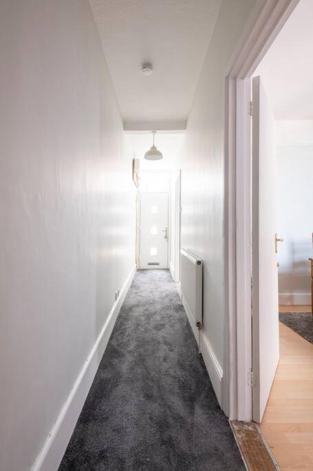 Travellers' Choice In Harwich-Essex Villa ภายนอก รูปภาพ