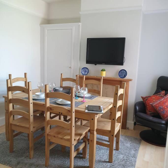 Travellers' Choice In Harwich-Essex Villa ภายนอก รูปภาพ