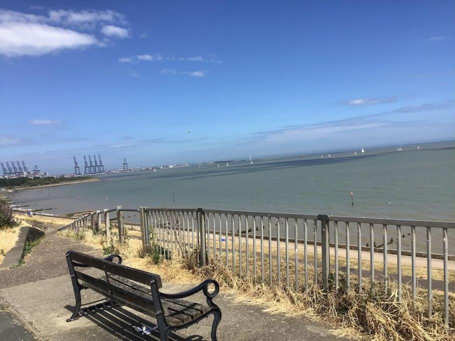 Travellers' Choice In Harwich-Essex Villa ภายนอก รูปภาพ