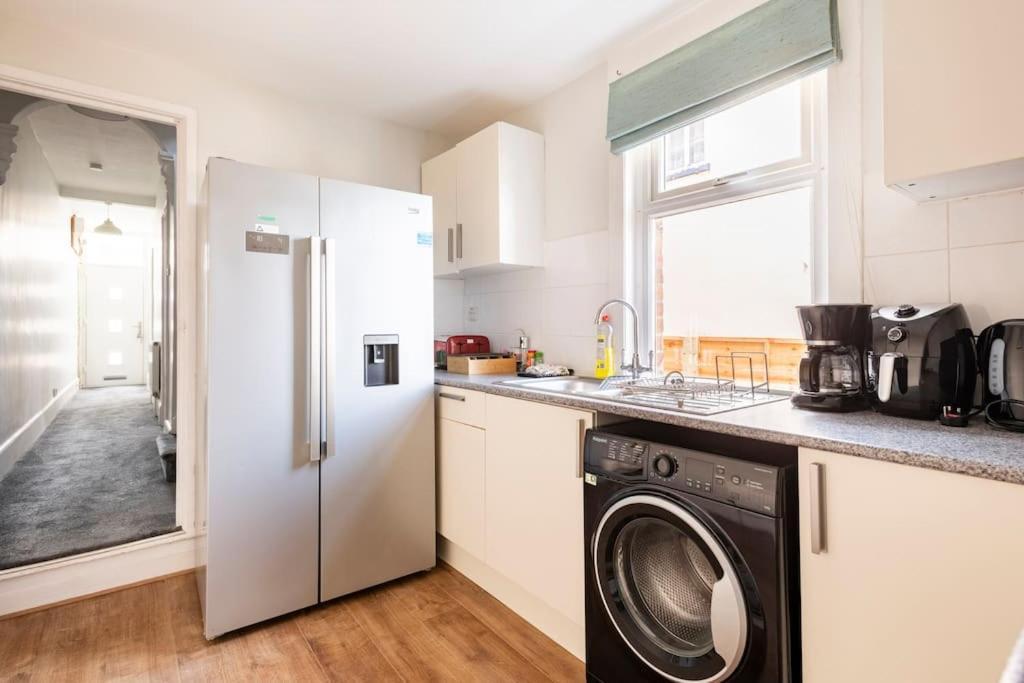 Travellers' Choice In Harwich-Essex Villa ภายนอก รูปภาพ